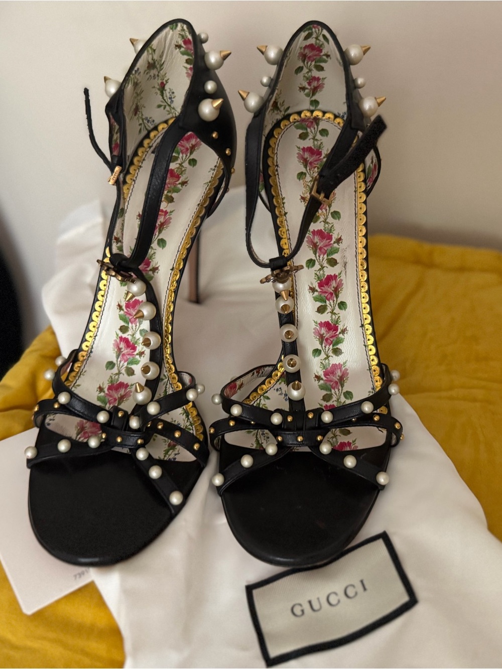 Gucci Black Leather Pearl-Stud Floral Insole Heels